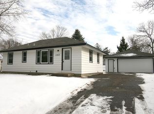 11933 Norway St NW, Coon Rapids, MN 55448