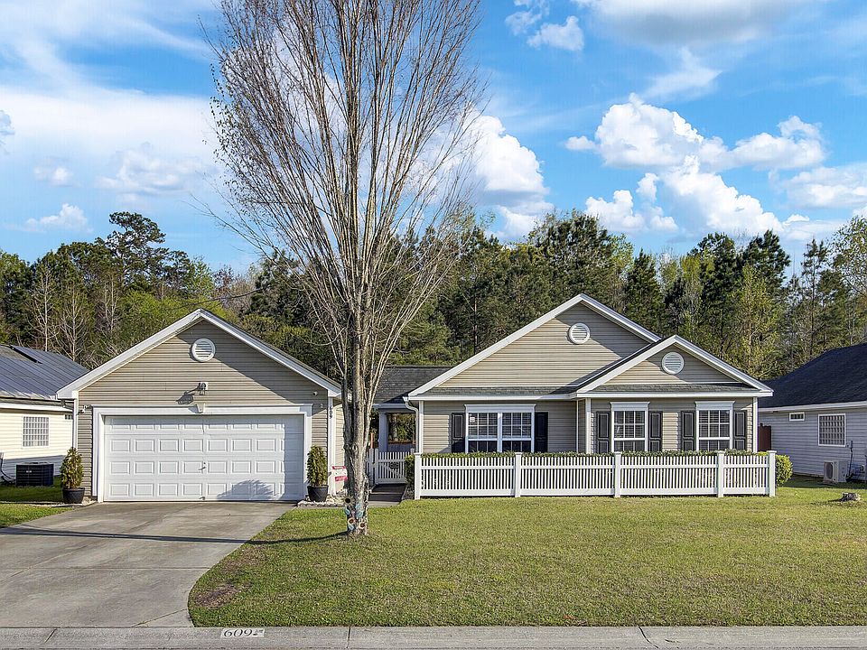 1st image of 609 Savannah River Dr