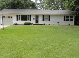 1405 W Highland Pl, Decatur, IL 62526