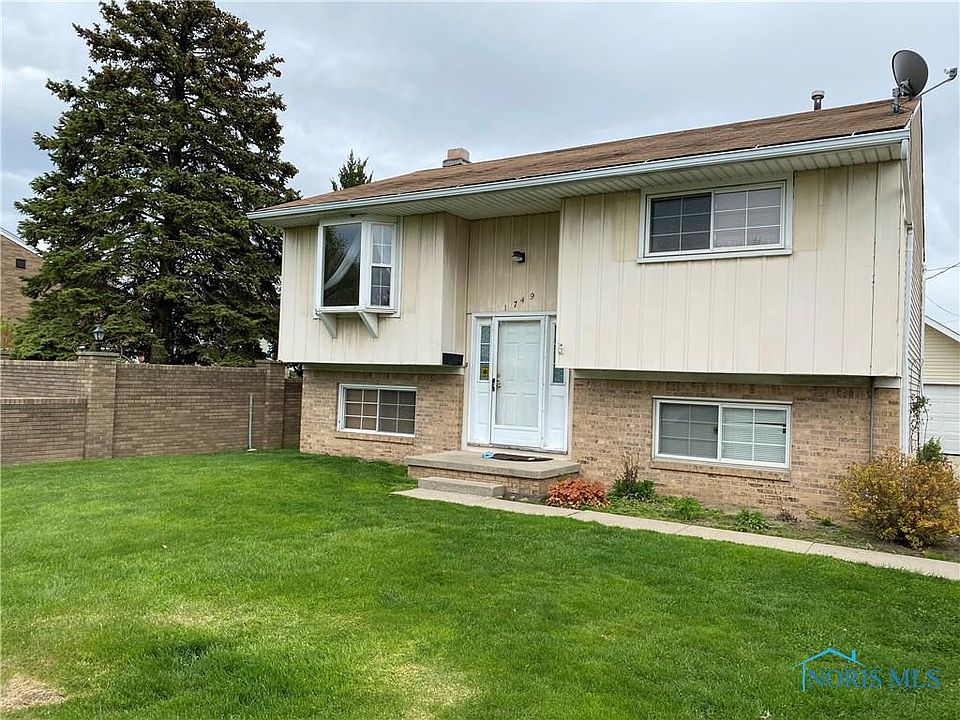 2nd image of 1749 Glenross Blvd