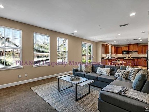 5th image of 20 Palmer Dr