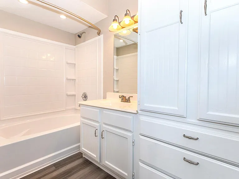 Residence at Piney Shores — Photo 44