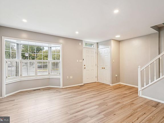 4th image of 6614 Medinah Ln