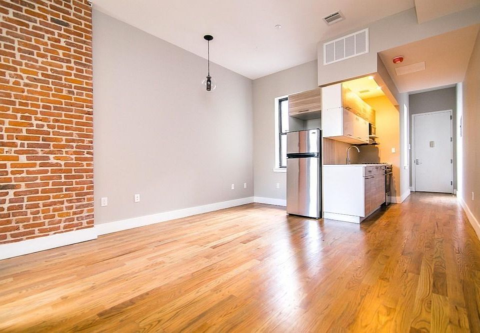 1st image of 673 Halsey St APT 1B