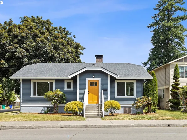 705 SE 5th St, Gresham, OR 97030
