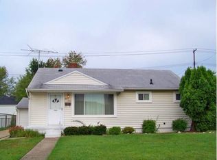 1560 S Harris Rd, Ypsilanti, MI 48198