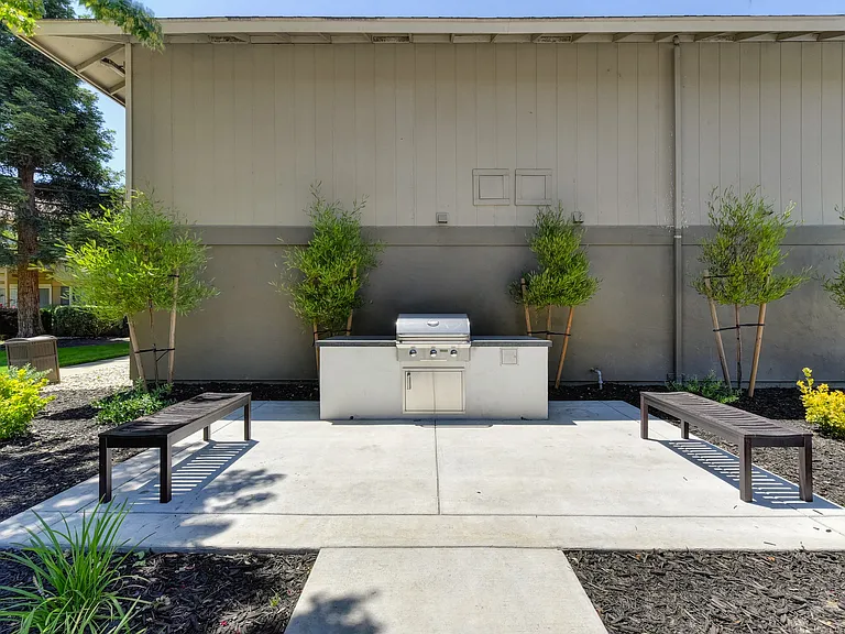 Chardonnay Ridge | BBQ grill