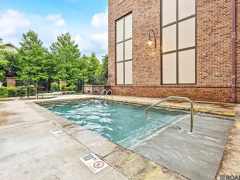 333 E Boyd Dr #16 — Photo 15