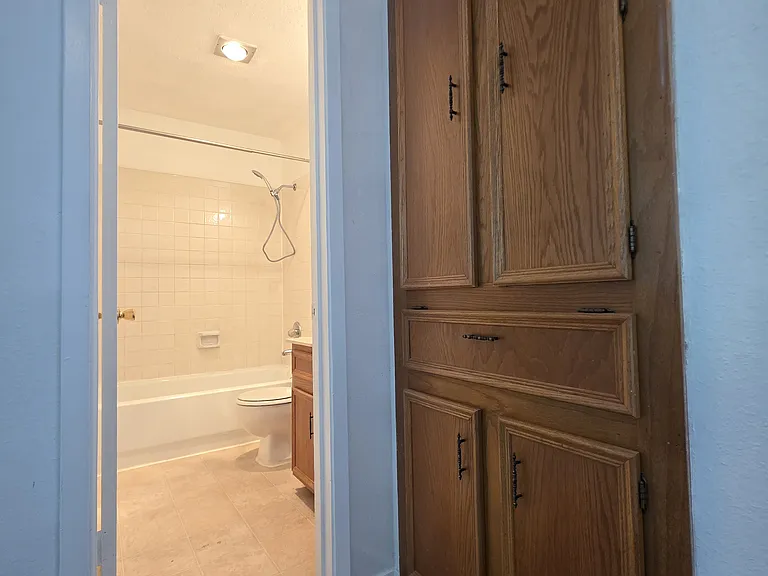 8818 Clearbrook Trl #A — Photo 11
