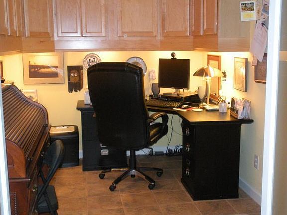 3rd image of 514A Village Green Drive