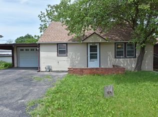 2628 Oakland Ave, Waukegan, IL