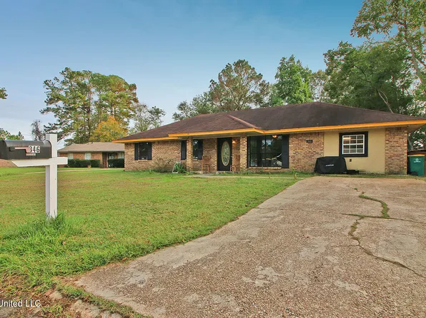 346 Dianne Dr, Diberville, MS 39540