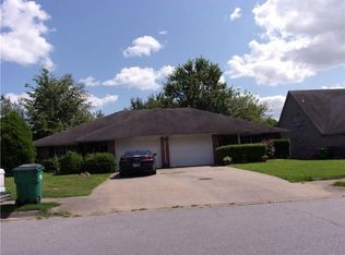 2585 Kasey Ave, Springdale, AR 72764