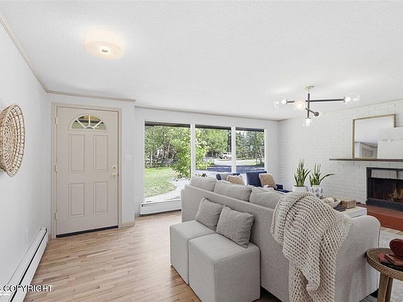 5th image of 1103 Bannister Dr