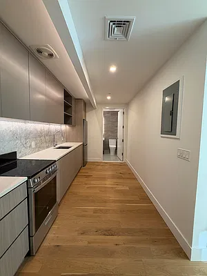 Kitchen, photo 1