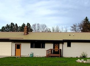 201 3rd St W, Lewistown, MT 59457