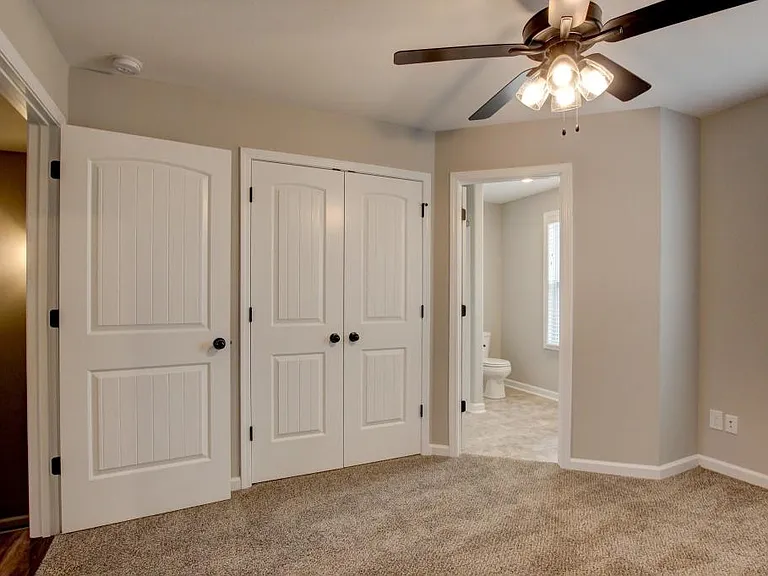 1115 Hillwood Dr — Photo 13