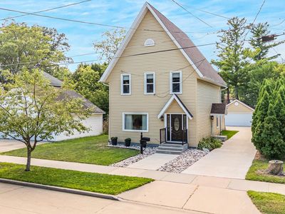 717 Powers St, Oshkosh, WI, 54901