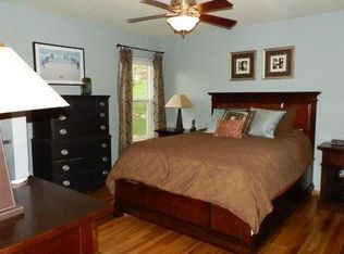 N1641 Fairview Ln, Fort Atkinson, WI 53538