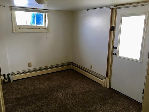 2nd image of 202 1/2 E Bell Ave