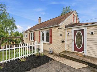 636 Corbin St, West Mifflin, PA 15122