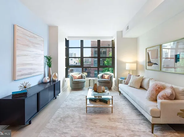 1201 N Royal St #402, Alexandria, VA 22314