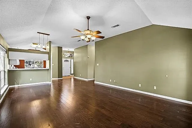 8512 Tamar Trl — Photo 1