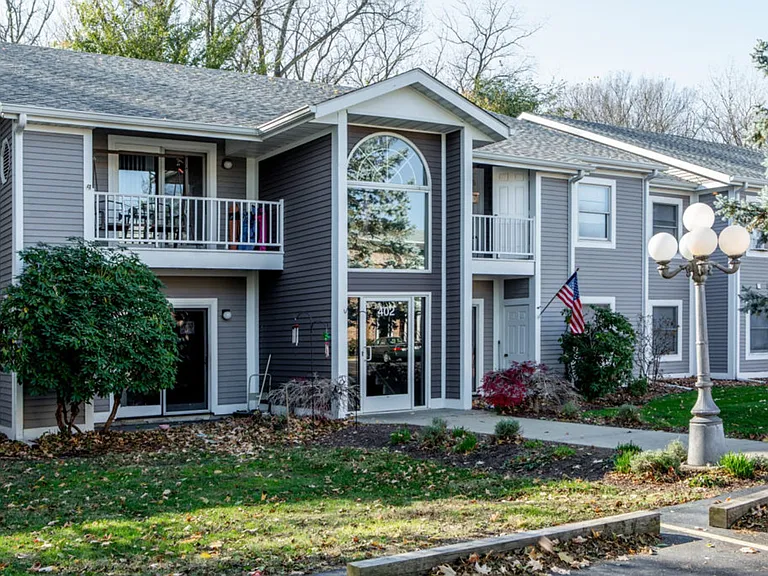 Fox Village Apartment Homes — Photo 31