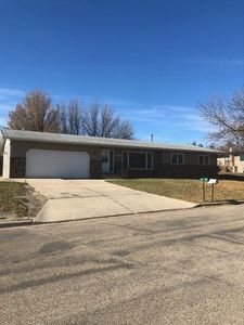 1125 6th St NE, Minot, ND, 58703