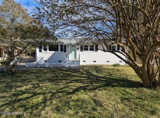 208 Sunset Rd, Jacksonville, NC 28546