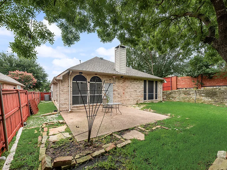 9301 Preston Trl — Photo 29