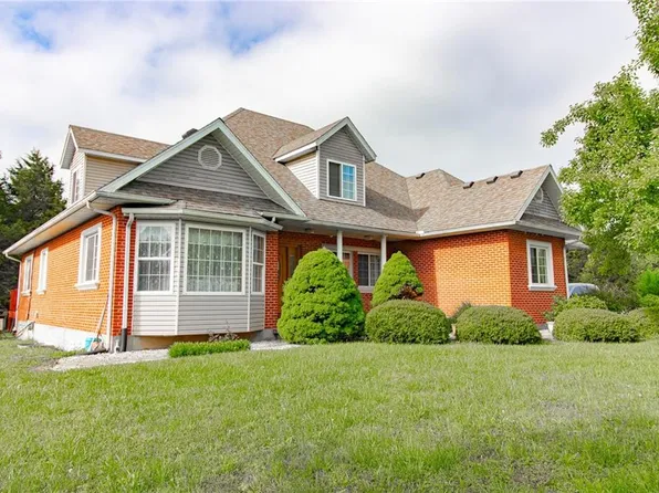 972 Red Fox Rd, Otterville, MO 65348