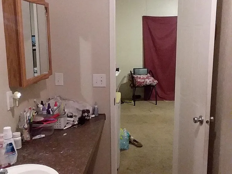 302 Opal Cir — Photo 21