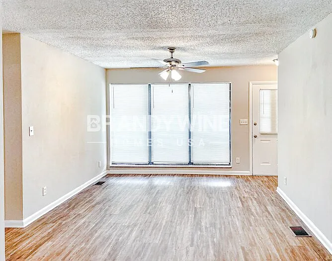 4503 Anvers Blvd — Photo 4