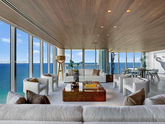 5th image of 6899 Collins Ave #3304/01