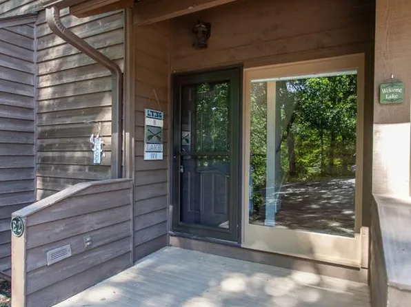 500 Marina Road #E2, Murphy, NC 28906