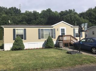 59 Skyview Dr, Franklin, NJ 07416