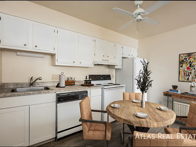 1134 Westmoreland Road — Photo 2