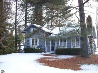 2956 Wolverine Dr, East Tawas, MI 48730