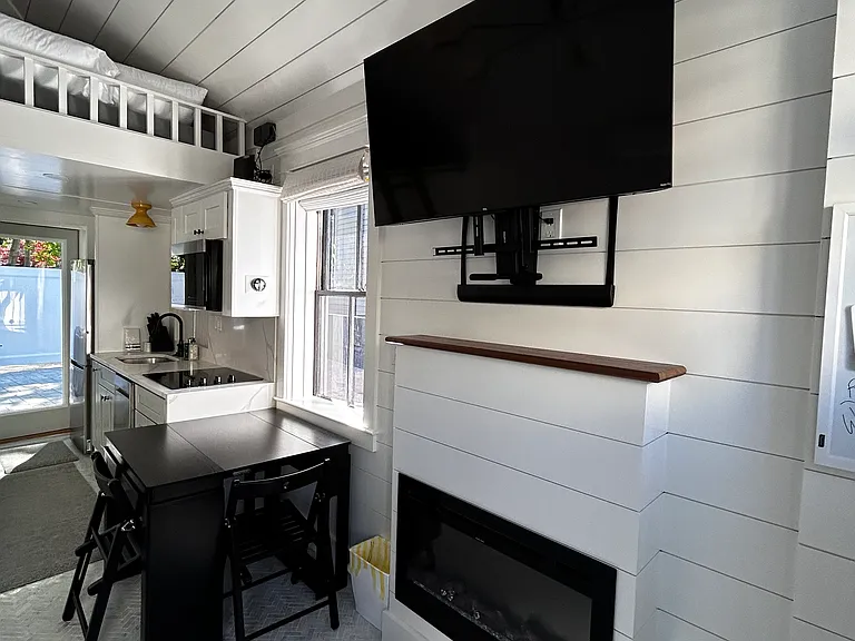 Fireplace & TV & Dining Table