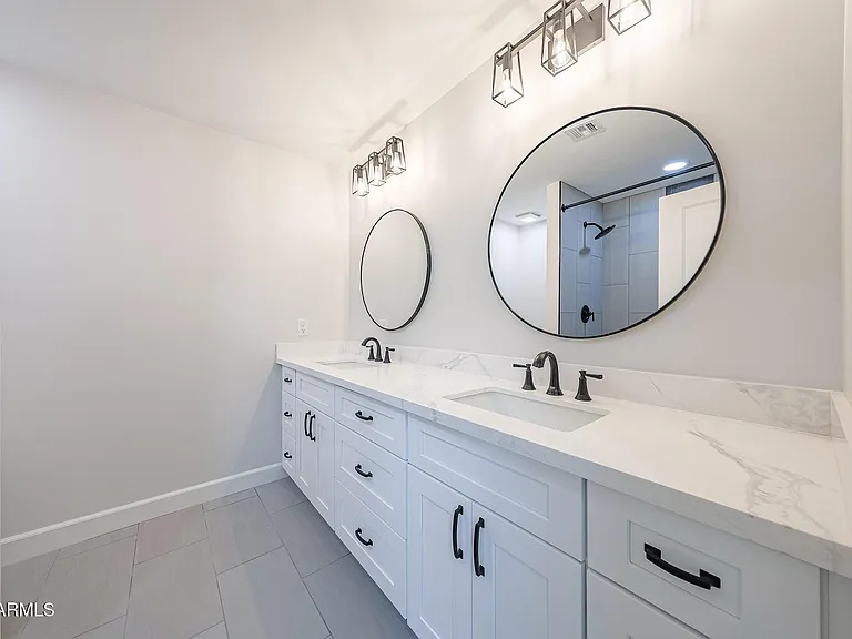 11202 N 43rd Dr — Photo 18