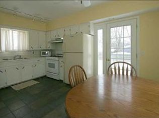 3845 52nd St, Des Moines, IA 50310