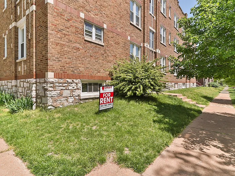 3860 Bamberger Ave — Photo 13