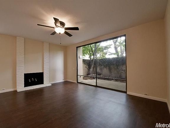 5th image of 2290 Woodside Ln Unit 8