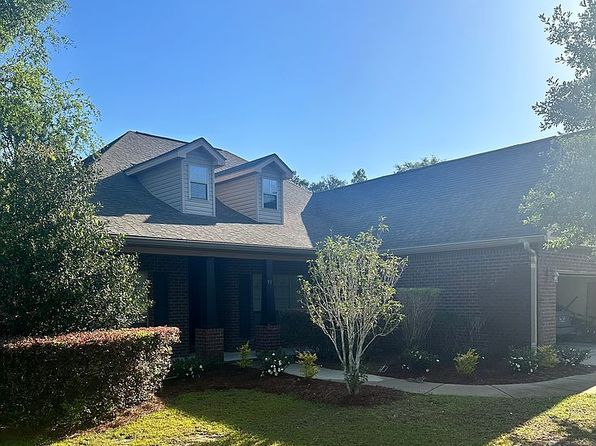 93 Mango Ln