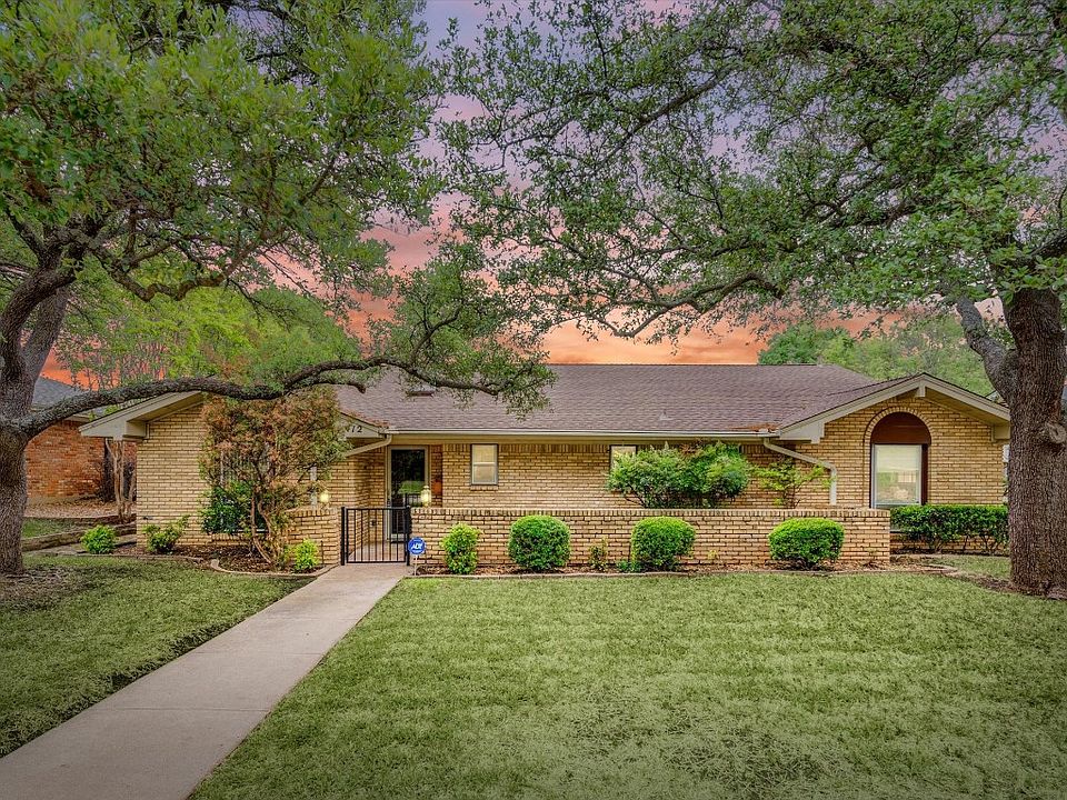 412 Ridgewood Dr, Richardson, TX 75080 Zillow