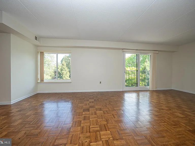 260 W Montgomery Ave #304 — Photo 10