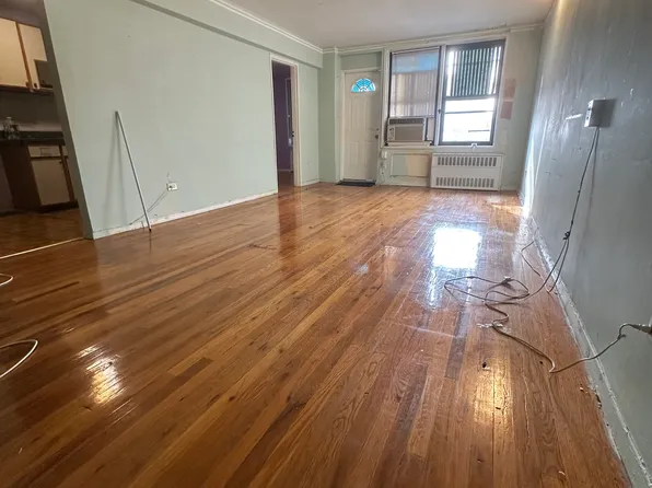 611 Banner Avenue image 1 of 6