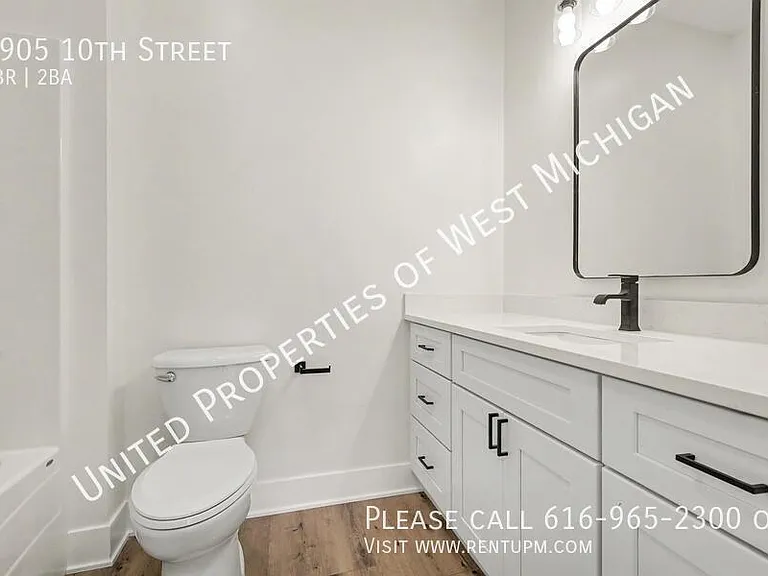 2905 10th St — Photo 11
