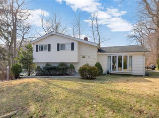212 Pinebrook Blvd, New Rochelle, NY 10804